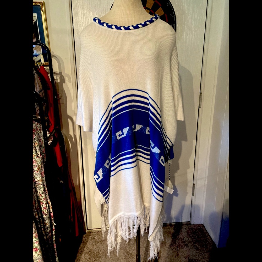 Wildfox white label Poncho size small